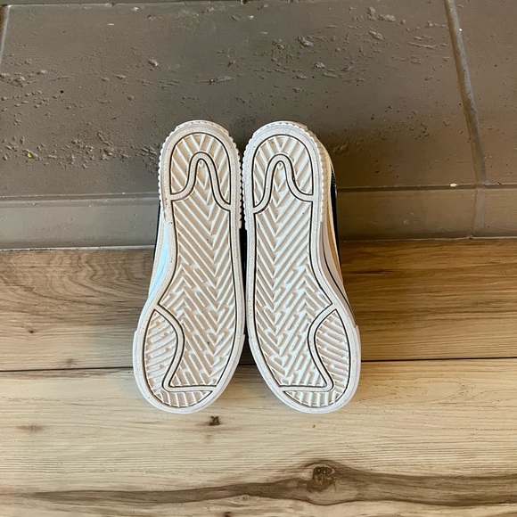 Nike Court Legacy Lift Women’s Size 7.5 - Picture 6 of 9